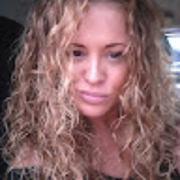 Meet your Posher, Melessa - Picture 1 of 1